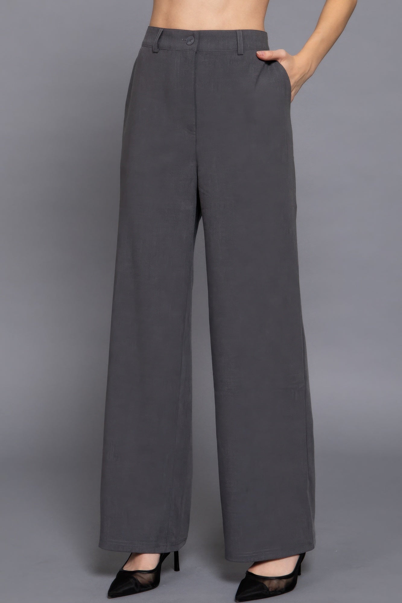 Back elastic straight-woven long pants in gray, designed for comfort and style, featuring a tailored silhouette.