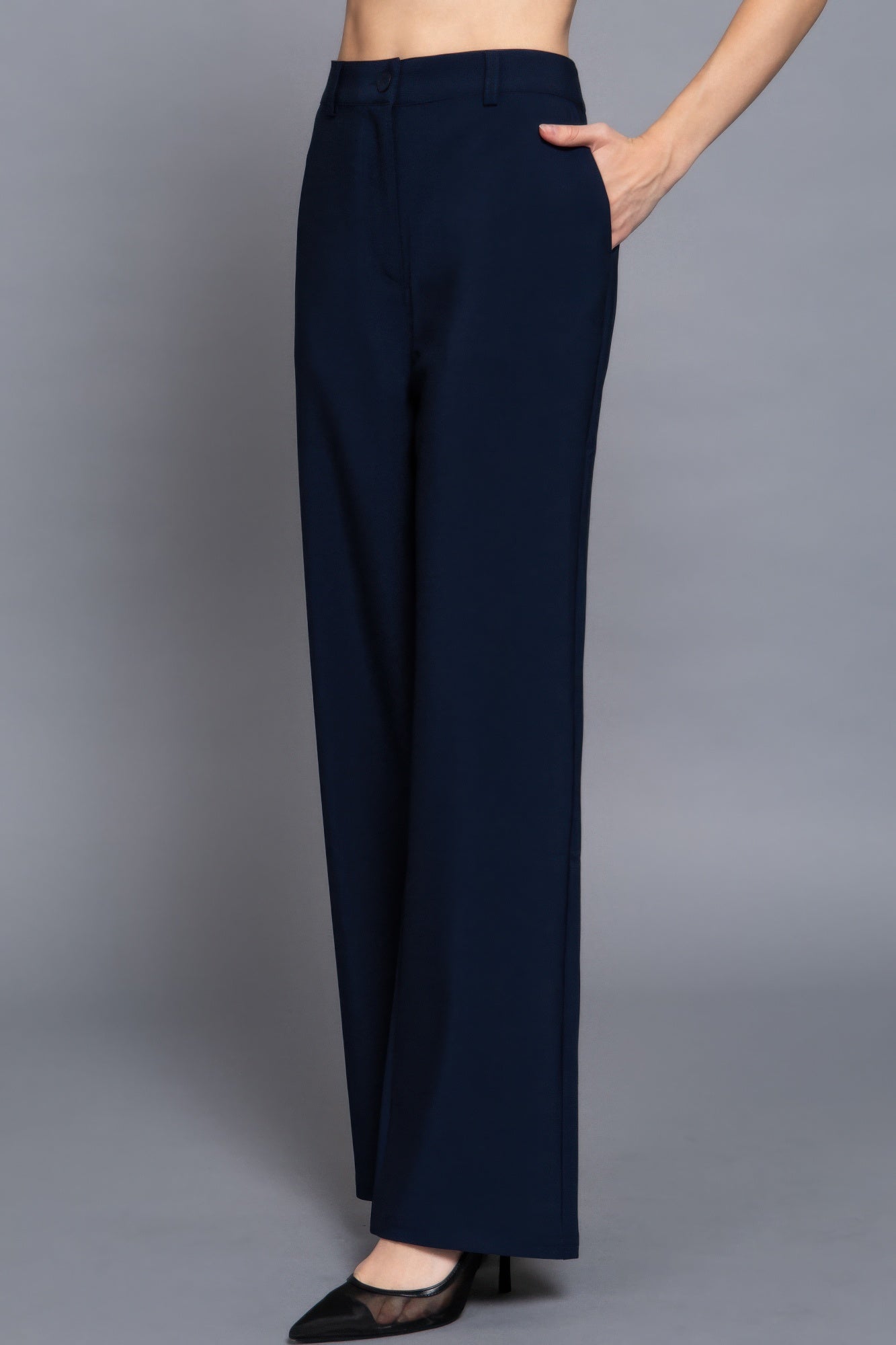 Back elastic straight-woven long pants in navy, featuring a flattering straight-leg silhouette and comfortable fit.