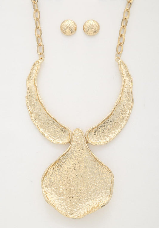 Textured Oversized Metal Necklace-57421.GD--Love It Clothing